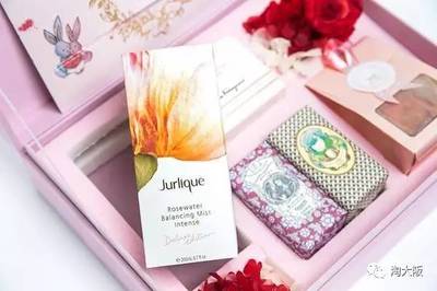 明星婚礼伴手礼大赏 安以轩送手机引热议，奢华走心谁更强？